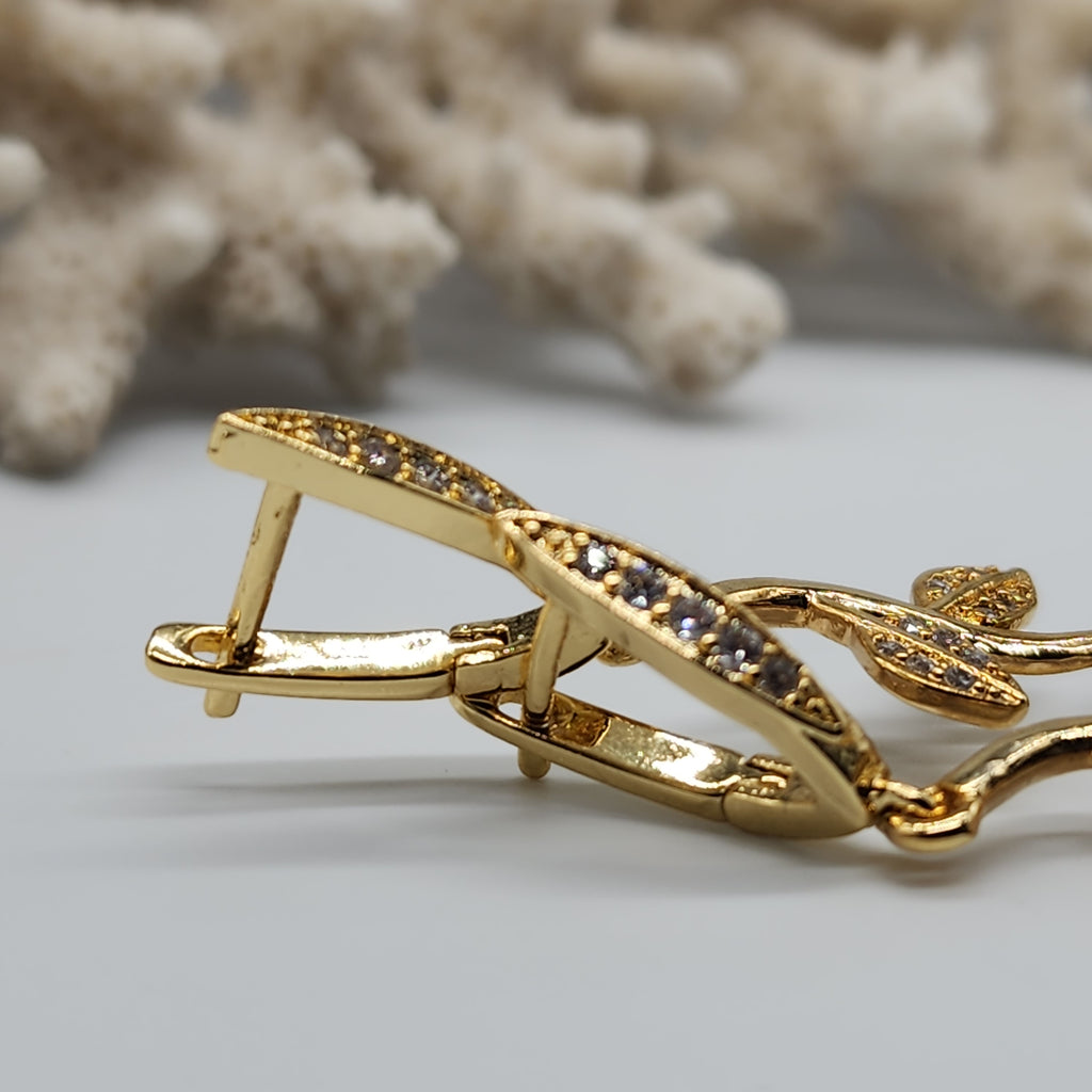 /in gold/ Wildflower