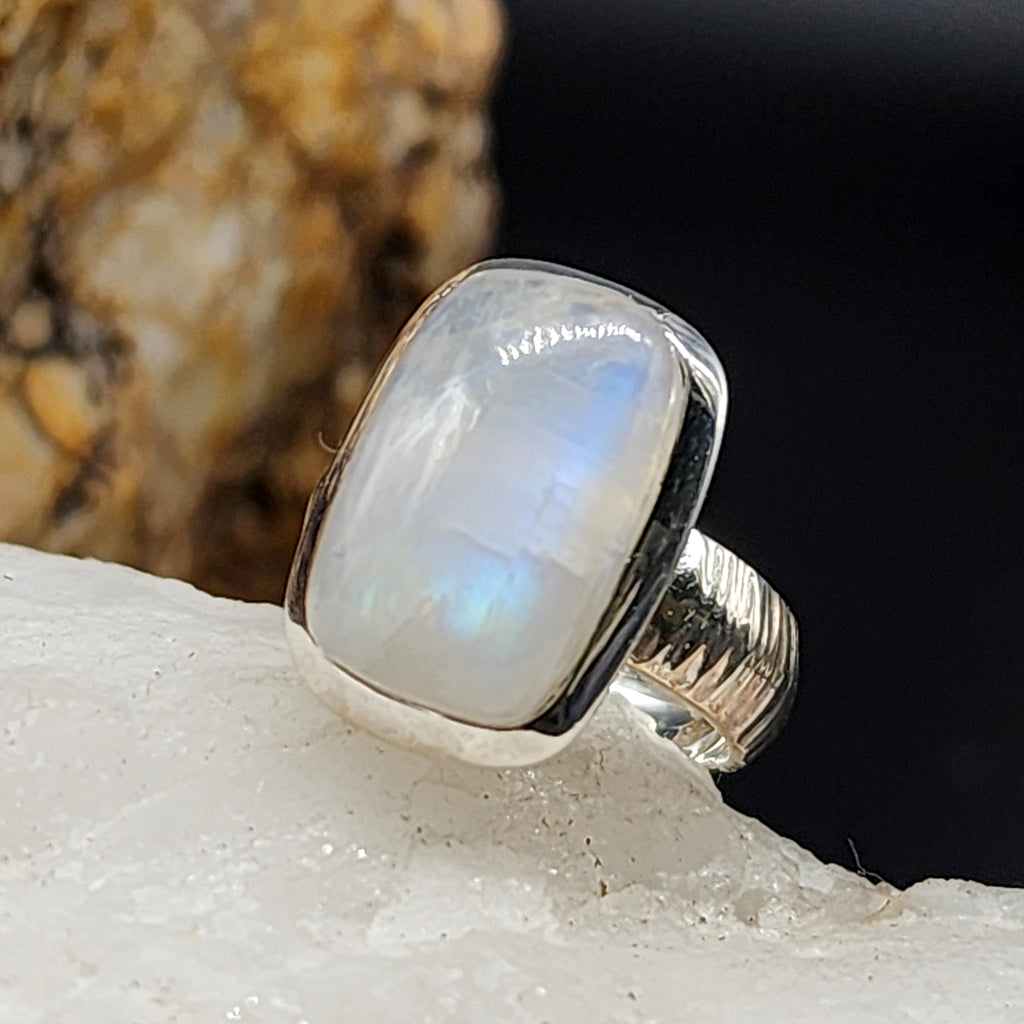 Feeling Blue / 7 / Designer Jewelry Moonstone Gemstone Blue Stone Unique Ring Hypoallergenic Silver 925 Ring Gift for Momen