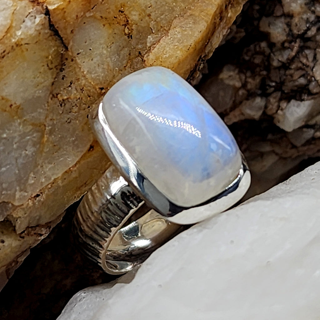 Feeling Blue / 7 / Designer Jewelry Moonstone Gemstone Blue Stone Unique Ring Hypoallergenic Silver 925 Ring Gift for Momen