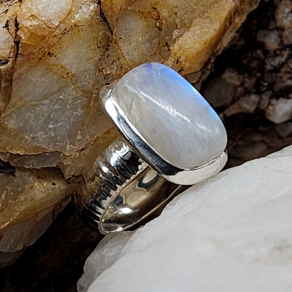 Feeling Blue / 7 / Designer Jewelry Moonstone Gemstone Blue Stone Unique Ring Hypoallergenic Silver 925 Ring Gift for Momen