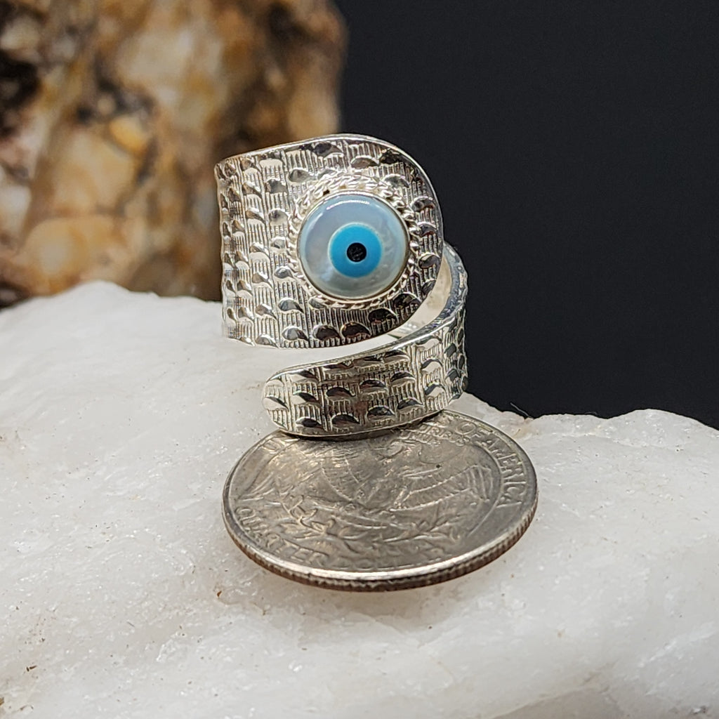 Ocean Spell / 7 - 7.5 / Designer Jewelry Natural Mother of Pearl Stone Unique Ring Hypoallergenic Silver 925 Ring Gift for Momen