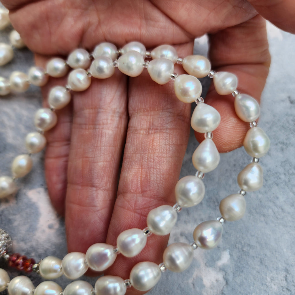 Oyi LaLa / Classic Pearls Silver Long Necklace For Women Tassel Necklace Pearl Butterfly Pendant Unique Pearls Jewelry Gift For Lady