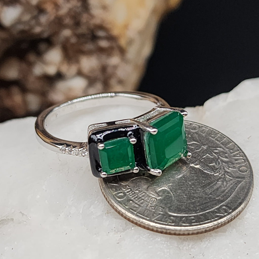 Tha Wander Days / 9.3 / Designer Jewelry Natural Green Chalcedony Unique Hypoallergenic Silver 925 Ring Gift for Lady