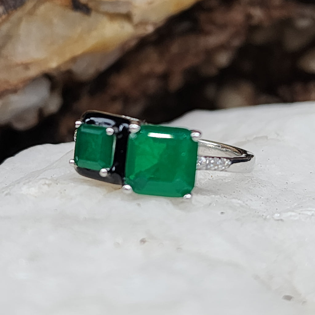 Tha Wander Days / 9.3 / Designer Jewelry Natural Green Chalcedony Unique Hypoallergenic Silver 925 Ring Gift for Lady