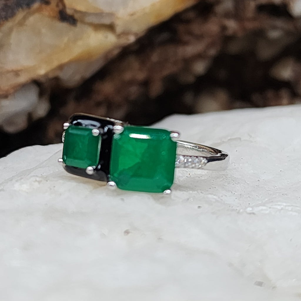 Tha Wander Days / 9.3 / Designer Jewelry Natural Green Chalcedony Unique Hypoallergenic Silver 925 Ring Gift for Lady