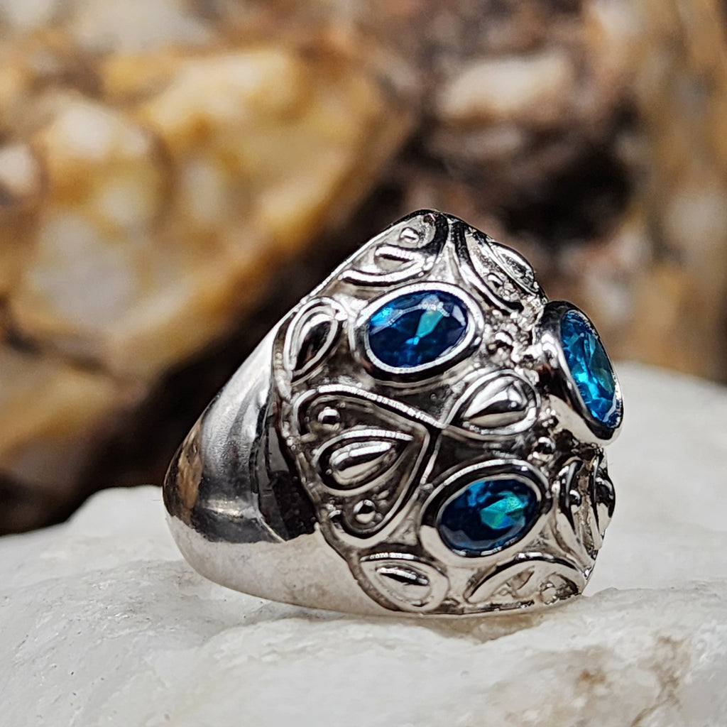 OCEAN STINGRAY / 7.5 / Designer Jewelry Blue Topaz Gemstones Unique Ring Hypoallergenic Silver 925 Ring Gift for Momen