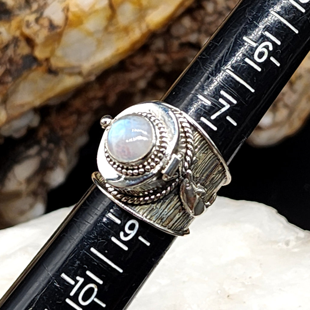 Moon Beast / 7.8 / Designer Jewelry Moonstone Gem Unique Ring Hypoallergenic Silver 925 Ring Gift for Momen