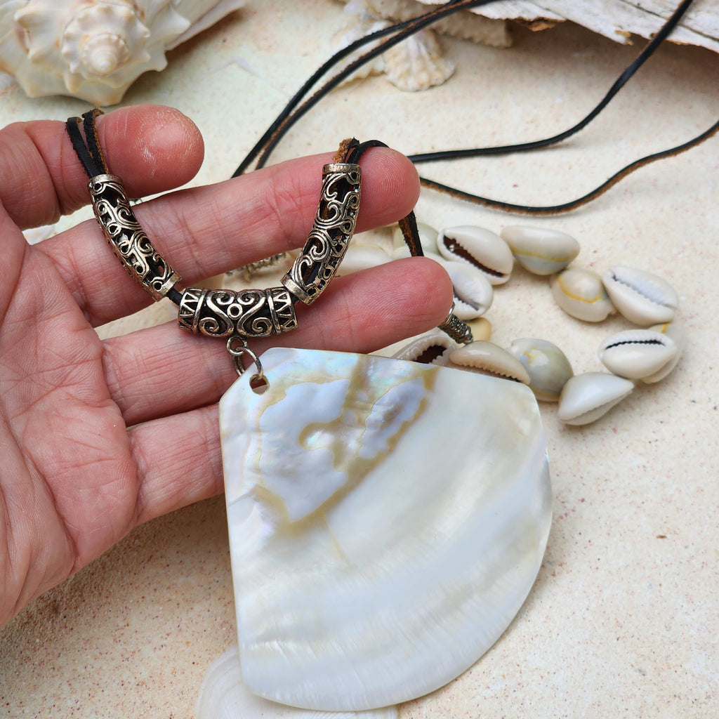 BOYS IN THE OCEAN / Designer Jewelry Large Ocean Shell Necklace Shell Mother Of Pearl Stone Necklace Leather Necklace