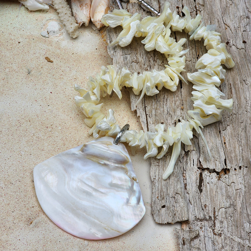WRECK BAR / Designer Jewelry Large Ocean Shell Necklace Shell Mother Of Pearl Stone Necklace Boho Seashell Mermade Necklace