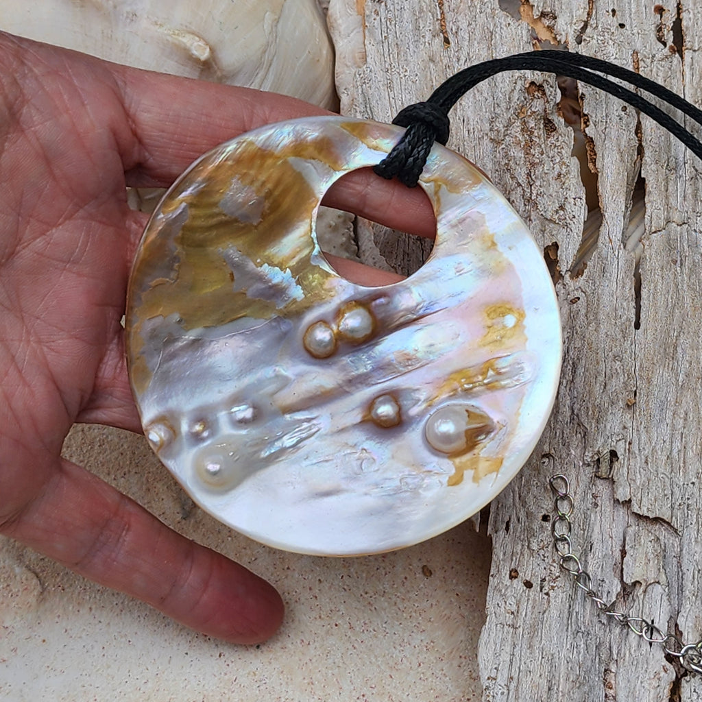 Weeki Wachee / Designer Jewelry Large Ocean Shell Necklace Shell Mother Of Pearl Stone Necklace Seashell Necklace