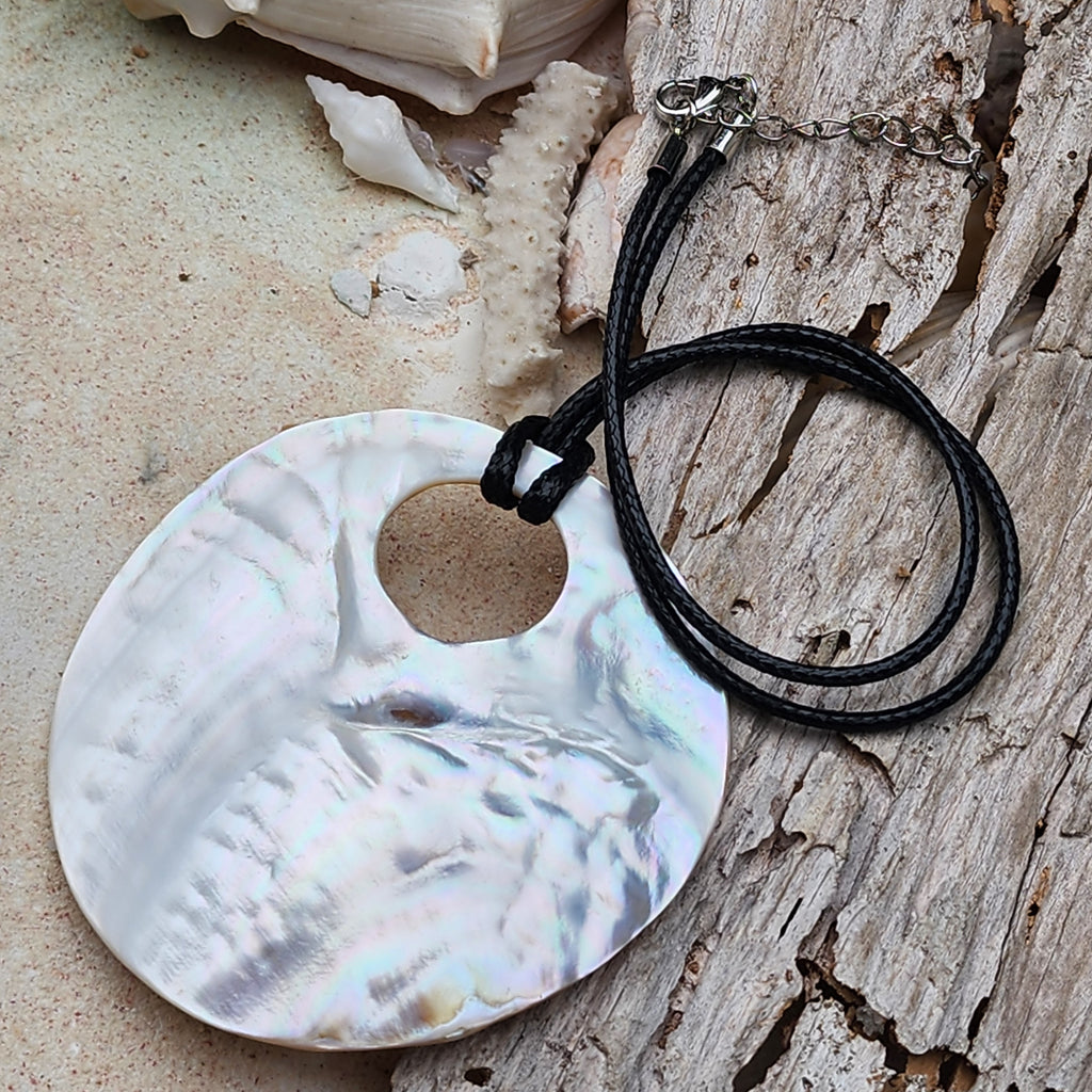 Weeki Wachee / Designer Jewelry Large Ocean Shell Necklace Shell Mother Of Pearl Stone Necklace Seashell Necklace