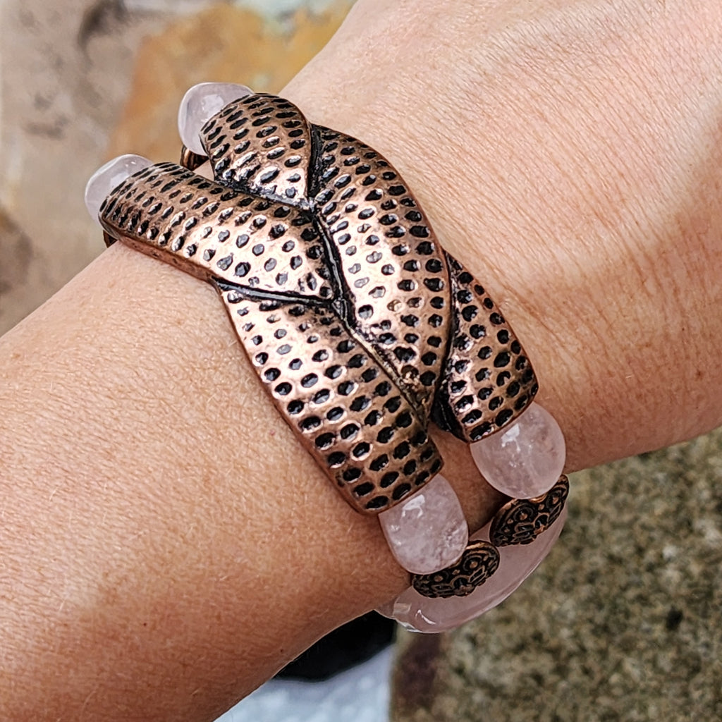 Rose Hugs Of Love / 6