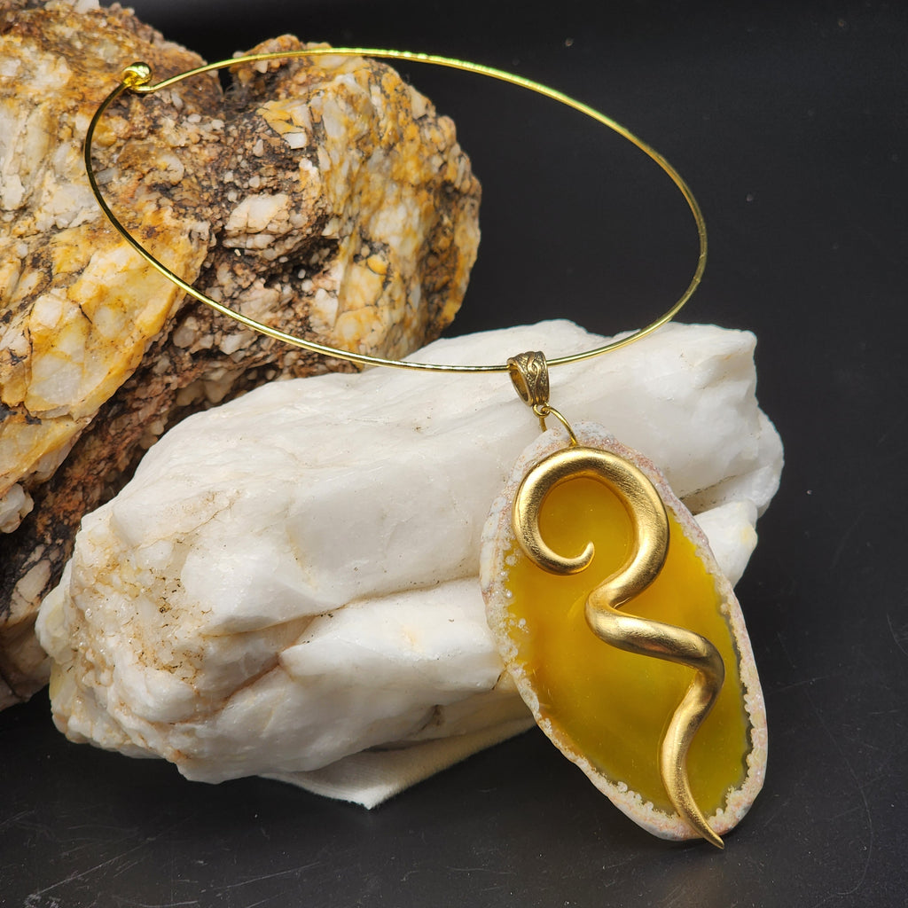 MY HONEY / Artisan Boho Necklace Designer Jewelry Vintage Gold Pendant Natural Agate Stone Simple Necklace Gift For Women