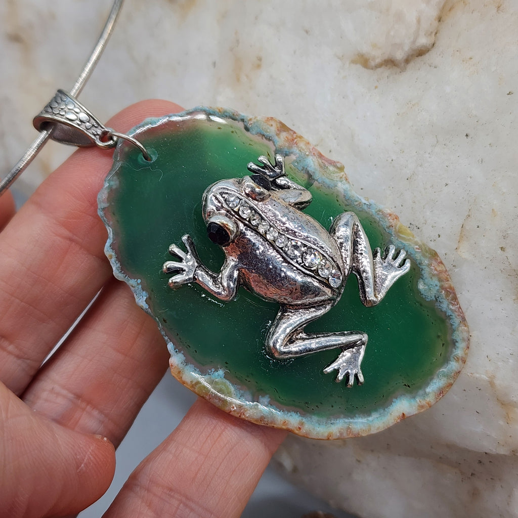 Everglades / Artisan Boho Necklace Designer Jewelry Silver Frog Pendant Natural Green Agate Stone Unique Necklace Gift For Lady