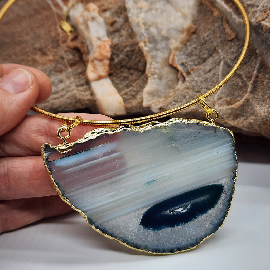 Grey Mist / Artisan Boho Necklace Designer Jewelry Vintage Gold Pendant Natural Agate Stone Simple Necklace Gift For Women