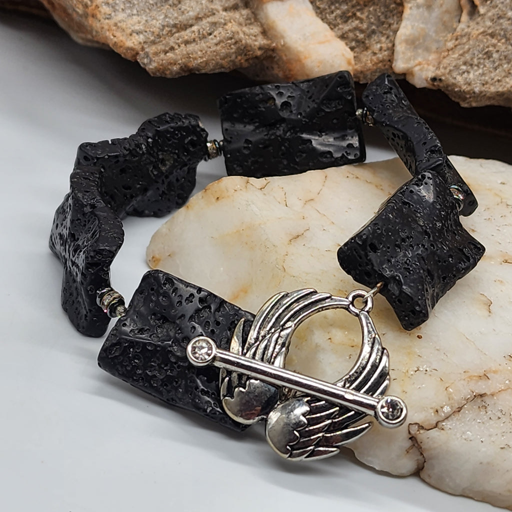 Crystal Eagle / Dwsigner Mens Bracelet Size 9.5 Mens Jewelry Eagle Clasp Lava Stone Mens