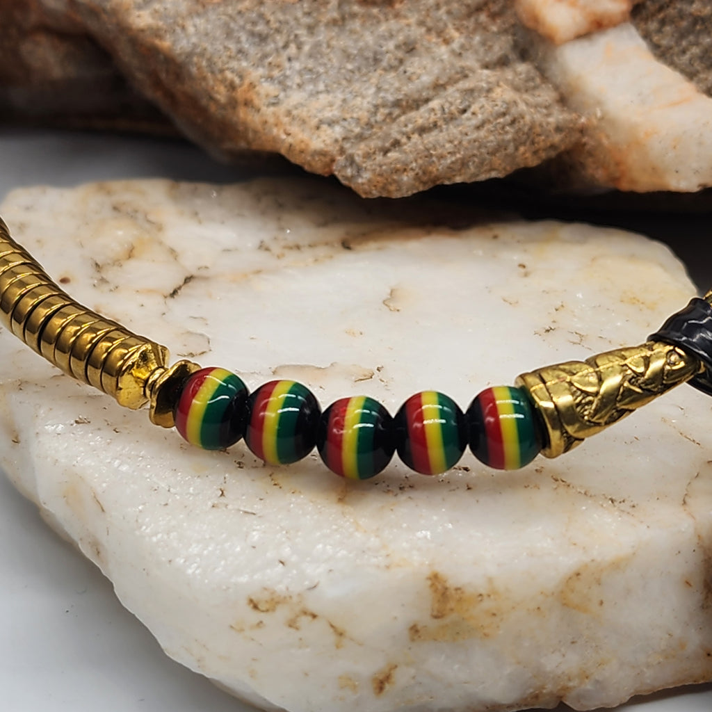 Irieshun / Boho Men's Necklace Chocker Black Rasta Lion Big Pendant Men's Beaded Necklace