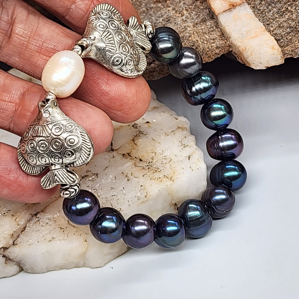 Kiss / Designer Jewelry Silver Bracelet Fish Natural Black Pearls Hypoallergenic Jewelry Most Popular Jewelry Gift For Women