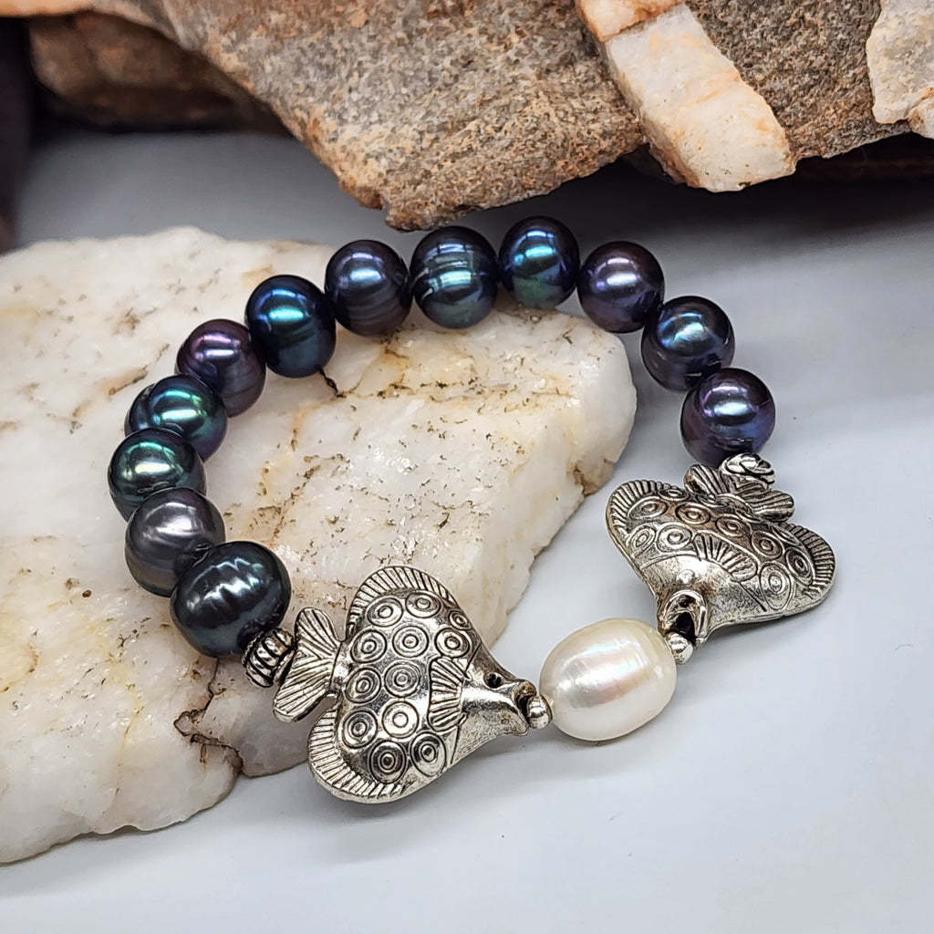 Kiss / Designer Jewelry Silver Bracelet Fish Natural Black Pearls Hypoallergenic Jewelry Most Popular Jewelry Gift For Women