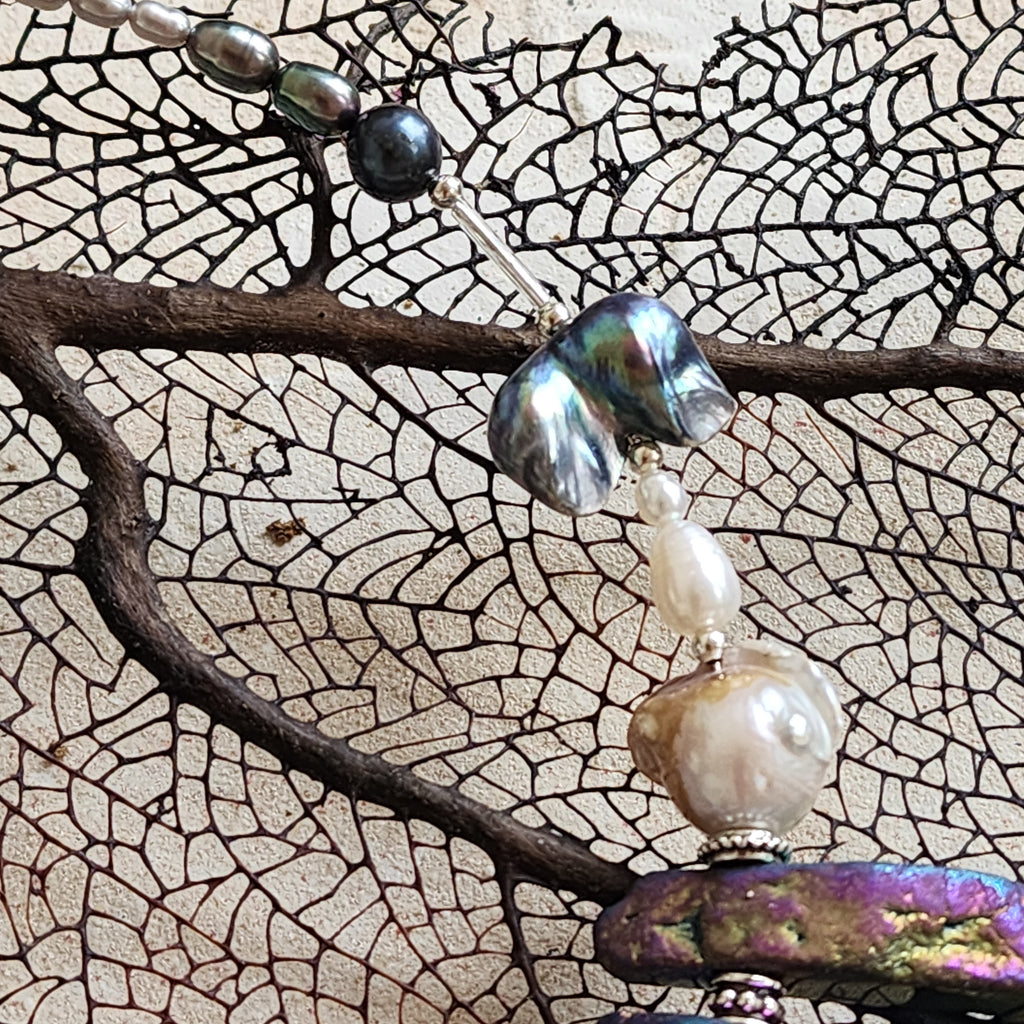 Over Horizon / Designer Jewelry Large Ocean  Big Shell Necklace Mother Of Pearl Necklace Baroque Pearl  Black Tahitian Pearl