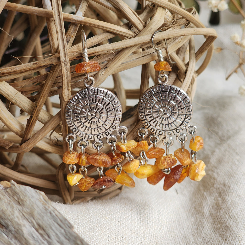 Autumn Glamor / Designer Jewelry Raw Amber Stone Pendant Hypoallergenic Surgical Steel Necklace with Natural Amber for Momen