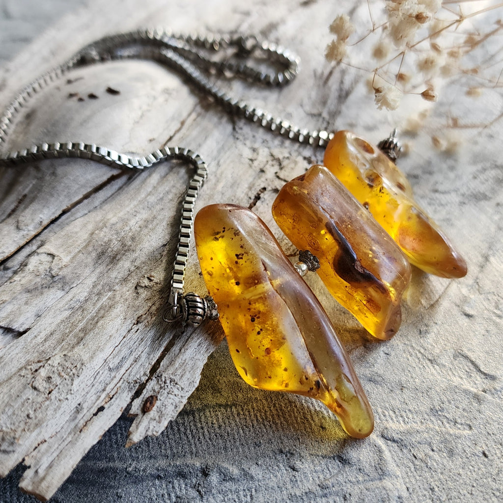 Ivanka / Designer Jewelry Raw Amber Stone Pendant Hypoallergenic Surgical Steel Necklace with Natural Amber Gift for Momen