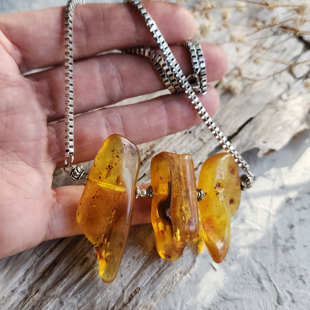 Ivanka / Designer Jewelry Raw Amber Stone Pendant Hypoallergenic Surgical Steel Necklace with Natural Amber Gift for Momen