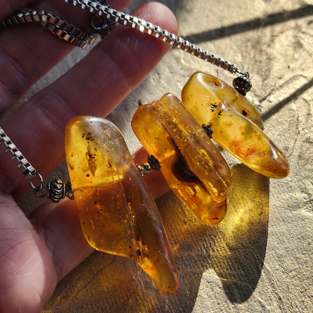 Ivanka / Designer Jewelry Raw Amber Stone Pendant Hypoallergenic Surgical Steel Necklace with Natural Amber Gift for Momen