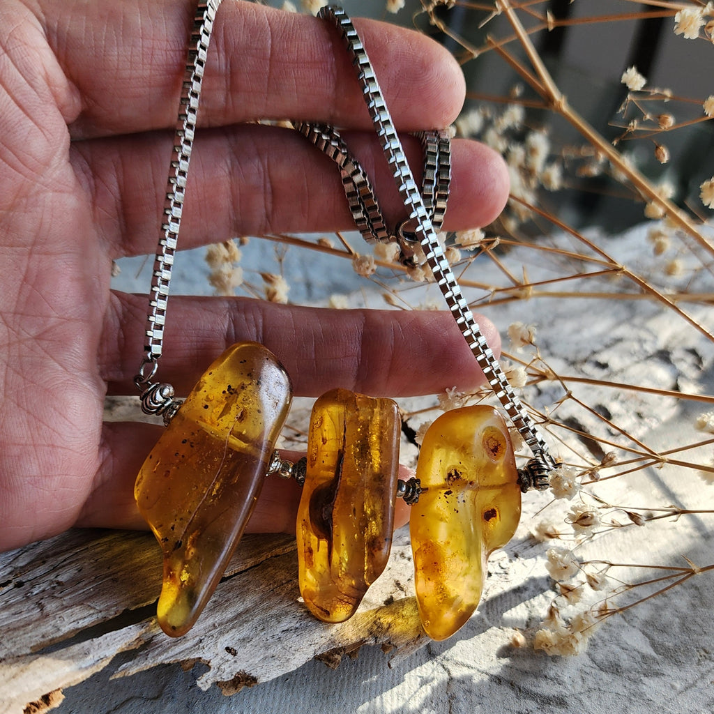 Ivanka / Designer Jewelry Raw Amber Stone Pendant Hypoallergenic Surgical Steel Necklace with Natural Amber Gift for Momen