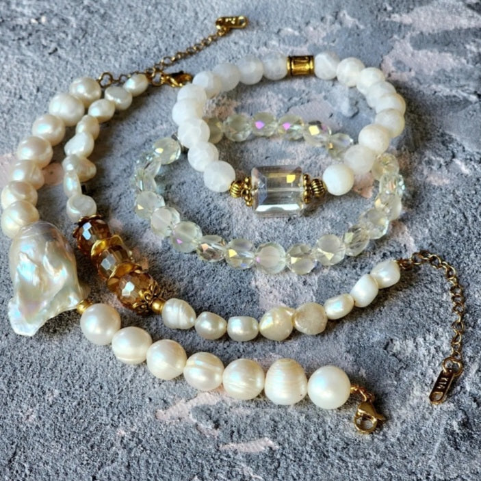 Here She Is / Most Popular Jewelry Silver Gold Bracelets Set Natural Pearls Hypoallergenic Bracelet Gift For Women