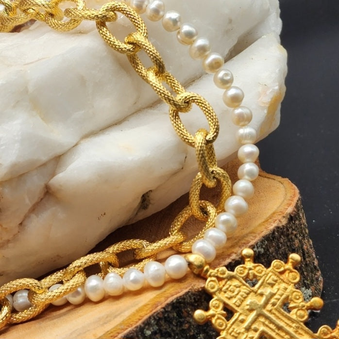 Guardian Of The Galleon / Gold Cross Genuine Freshwater Pearls Designer Jewelry Trendy Choker Hypoallergic Chain Gift For Lady
