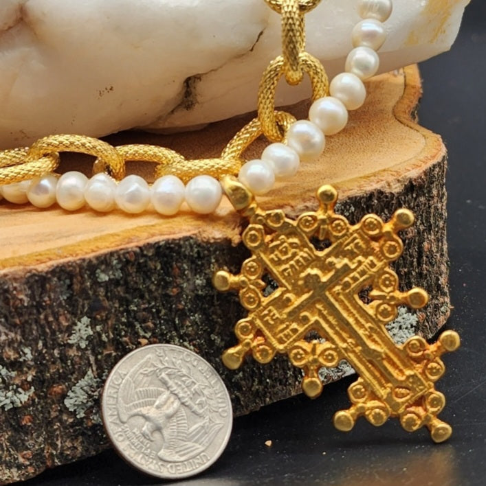 Guardian Of The Galleon / Gold Cross Genuine Freshwater Pearls Designer Jewelry Trendy Choker Hypoallergic Chain Gift For Lady