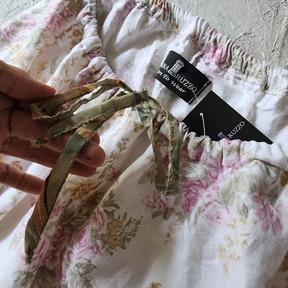 Bloom / Victorian Jabot Upcycled Vintage Lace European Cotton Floral Cat Appliqué Shabby Concept Store Avangard