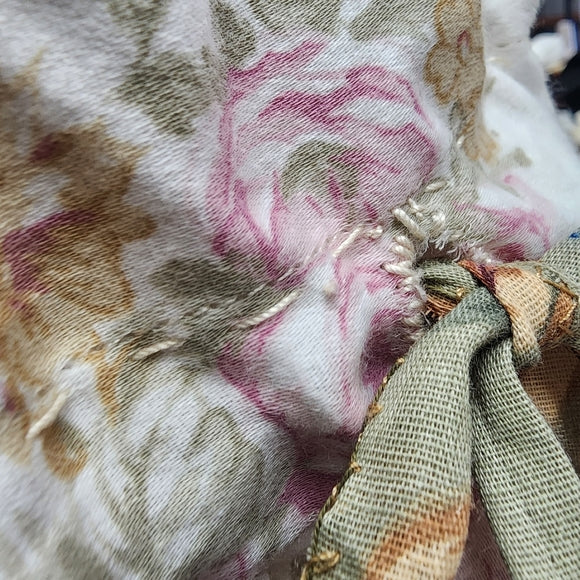 Bloom / Victorian Jabot Upcycled Vintage Lace European Cotton Floral Cat Appliqué Shabby Concept Store Avangard