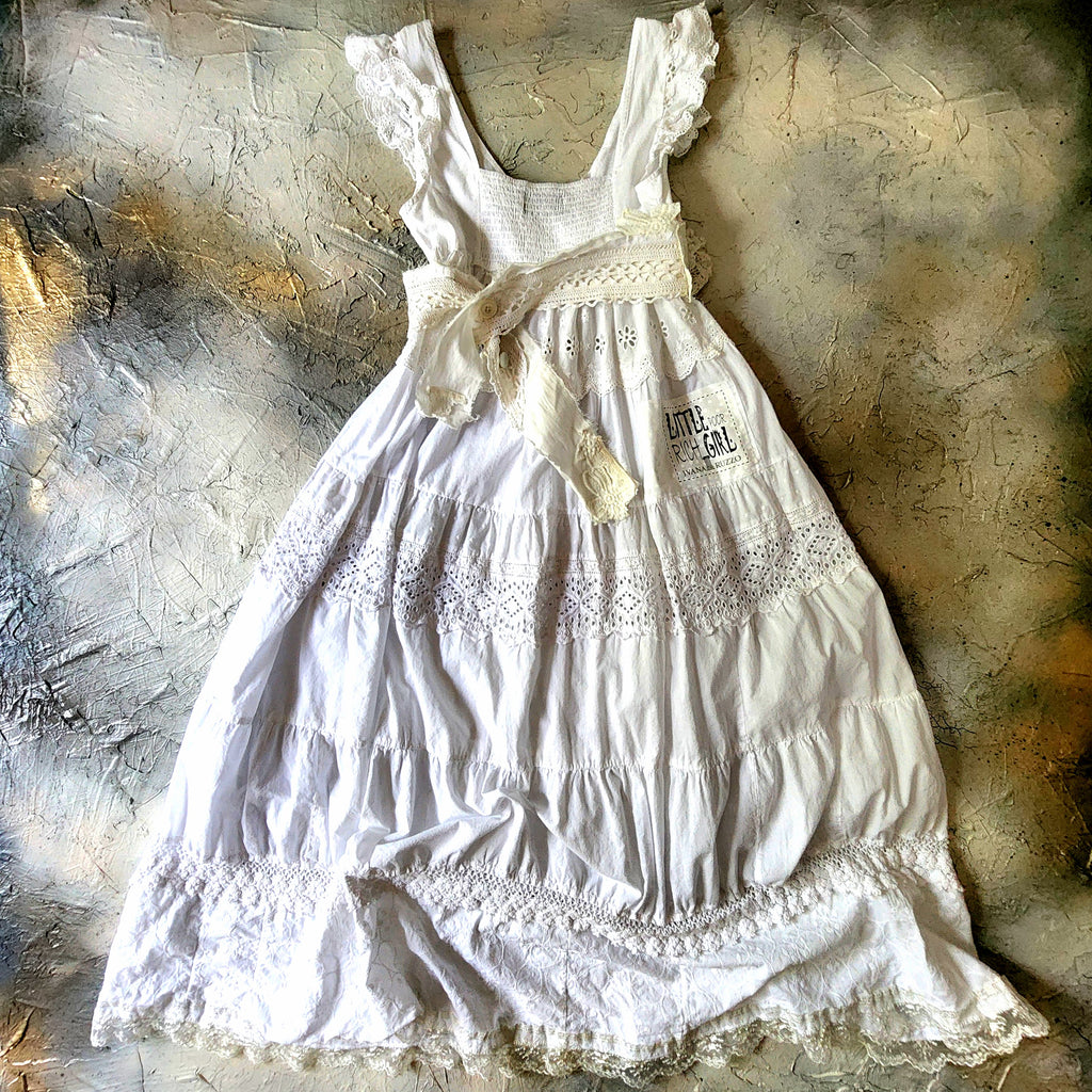 Spread Love Rose / Designer Maxi Dress size L/M Vintage Lace Edwardian Off-White Cotton Magnolia Belt Flower