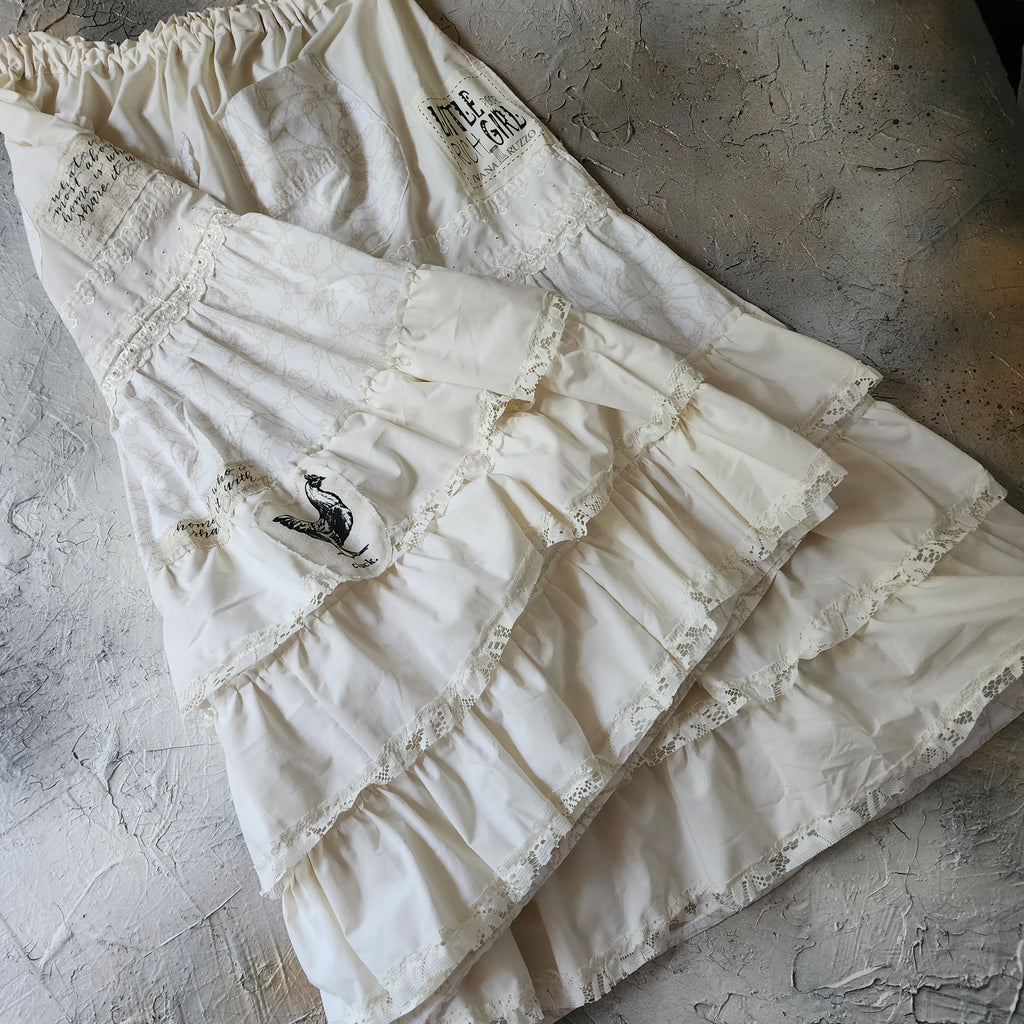 OINK OINK / Designer Maxi Skirt Boho Vintage Boro Patchwork Upcycled Antique Lace Sustainable Off-White Cotton Ruffle Skirt
