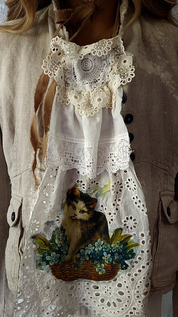 Shabbychic Cat/ Victorian ShabbyJabot Ruffle Pants Rose Print Like Boho Print madnolia Rose Concept Store Avangard