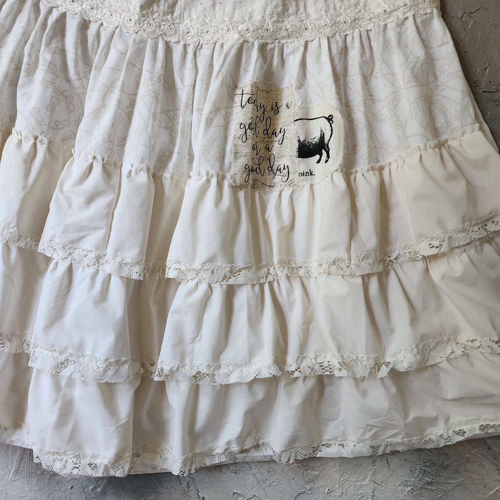 OINK OINK / Designer Maxi Skirt Boho Vintage Boro Patchwork Upcycled Antique Lace Sustainable Off-White Cotton Ruffle Skirt