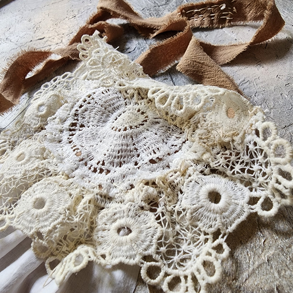 Shabbychic Cat/ Victorian ShabbyJabot Ruffle Pants Rose Print Like Boho Print madnolia Rose Concept Store Avangard