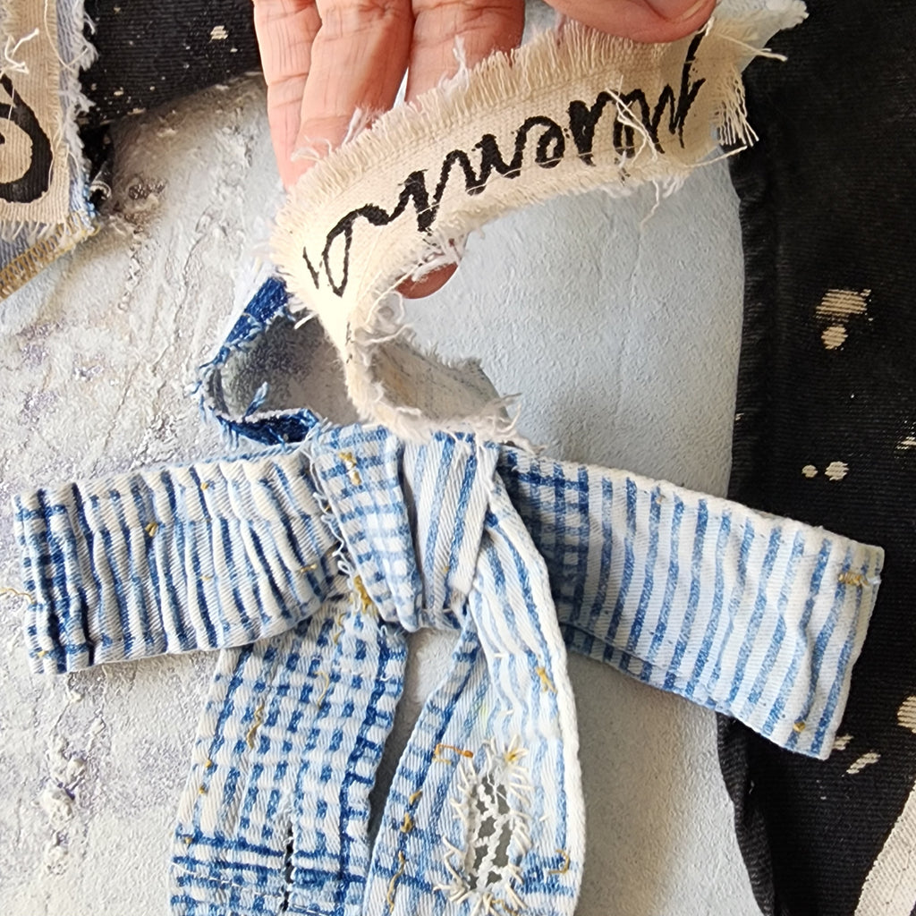 Petit Château / Boho Jabot Victorian Edwardian Bow Tie Upcycled Antique Lace European Cotton Recycled Concept Store