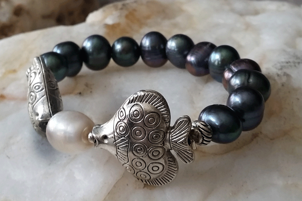 Kiss / Designer Jewelry Silver Bracelet Fish Natural Black Pearls Hypoallergenic Jewelry Most Popular Jewelry Gift For Women