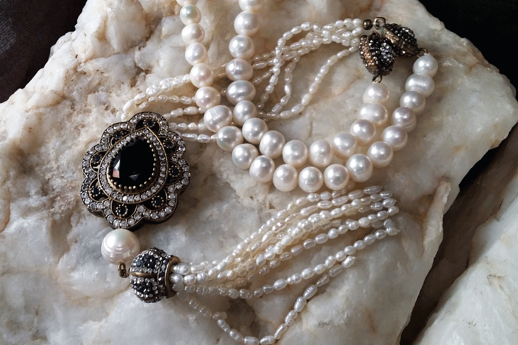 Eternal Love / Designer Jewelry Silver Necklace Natural Baroque Pearls Hypoallergenic Jewelry Most Popular Jewelry Gift For Women