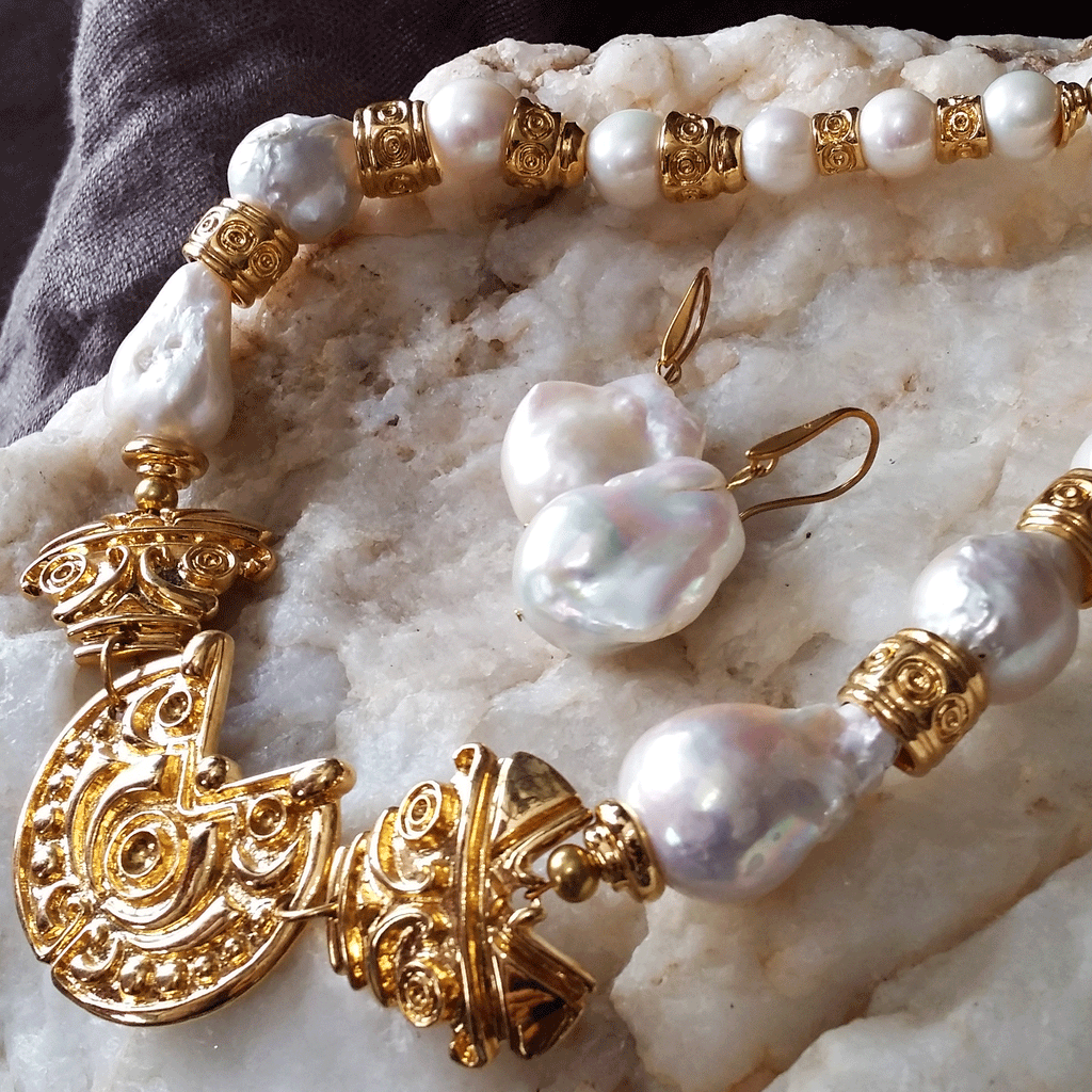 Only In My Dreams / Boho Golden Necklace For Women Necklace Large Baroque Pearl Pendant Unique Pearls Jewelry Gift For Lady