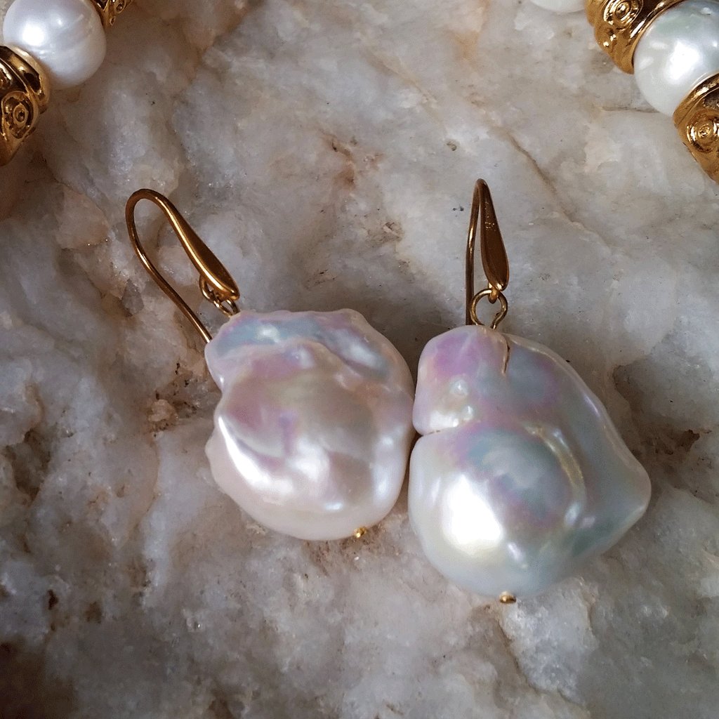 Only In My Dreams / Boho Golden Necklace For Women Necklace Large Baroque Pearl Pendant Unique Pearls Jewelry Gift For Lady