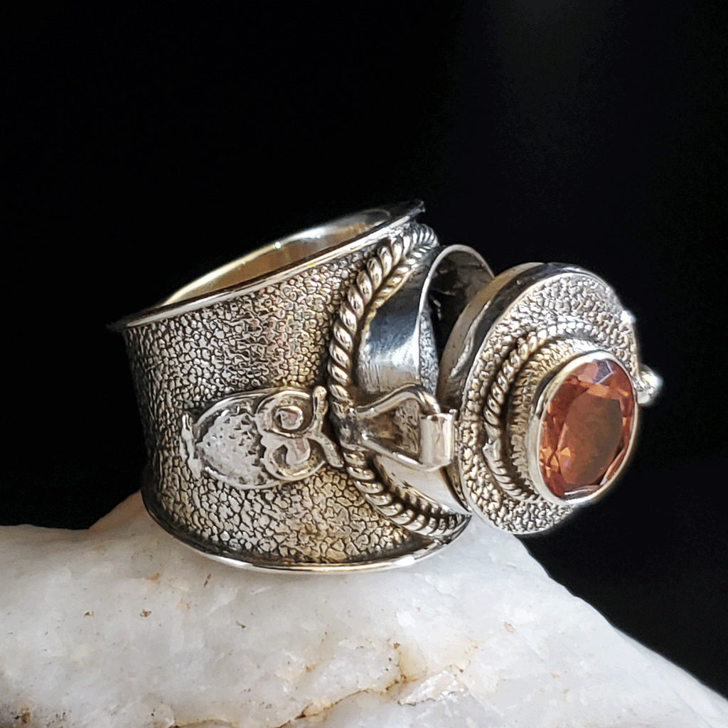 Daily Beast / 7.5 / Designer Jewelry AlexandriteStone Unique Ring Hypoallergenic Silver 925 Ring Gift for Momen
