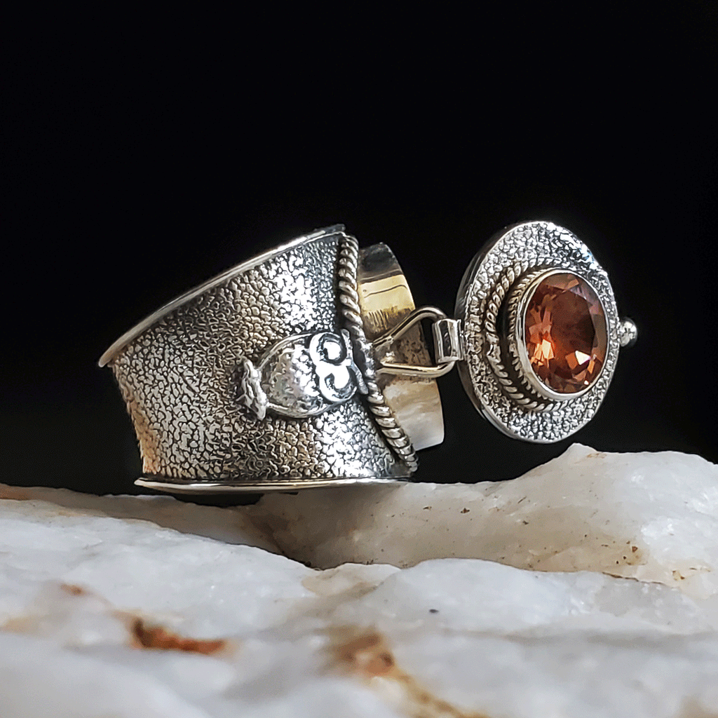 Daily Beast / 7.5 / Designer Jewelry AlexandriteStone Unique Ring Hypoallergenic Silver 925 Ring Gift for Momen