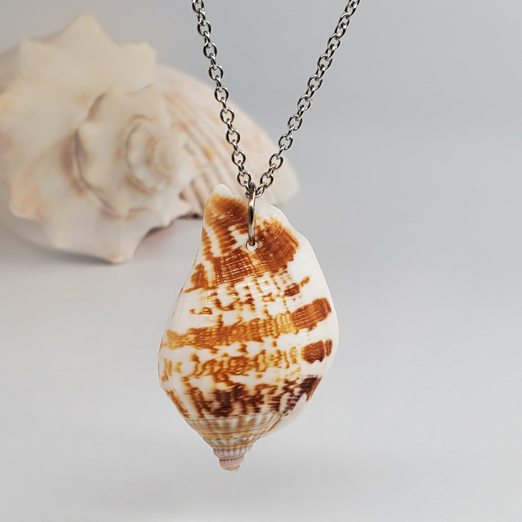 A LITTLE MEMORIES / Designer Silver Necklace Chic Natural Shell Centerpiece Elegant Handmade Minimalist Jewelry Gift for Her