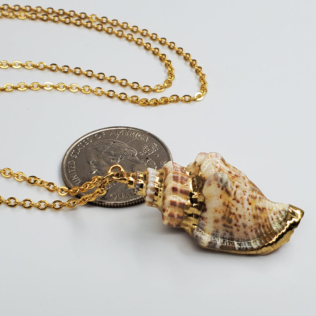 FANCY MERMAID / Designer Gold Necklace Chic Natural Shell Centerpiece Elegant Handmade Minimalist Jewelry Perfect Gift for Her