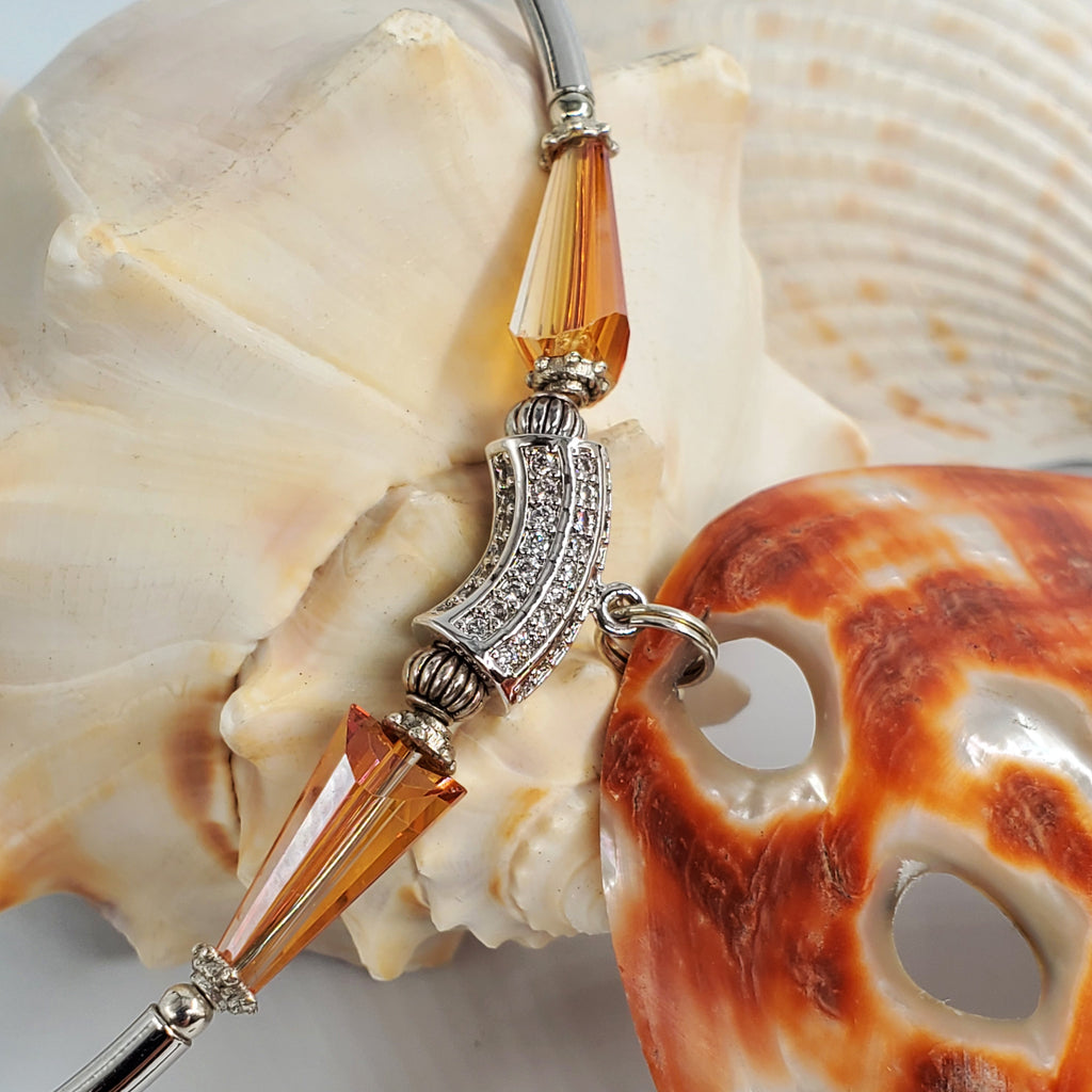 OCEAN QUEEN / Designer Jewelry Large Ocean Shell Necklace Shell Mother Of Pearl Stone Necklace Boho Big Seashell Necklace