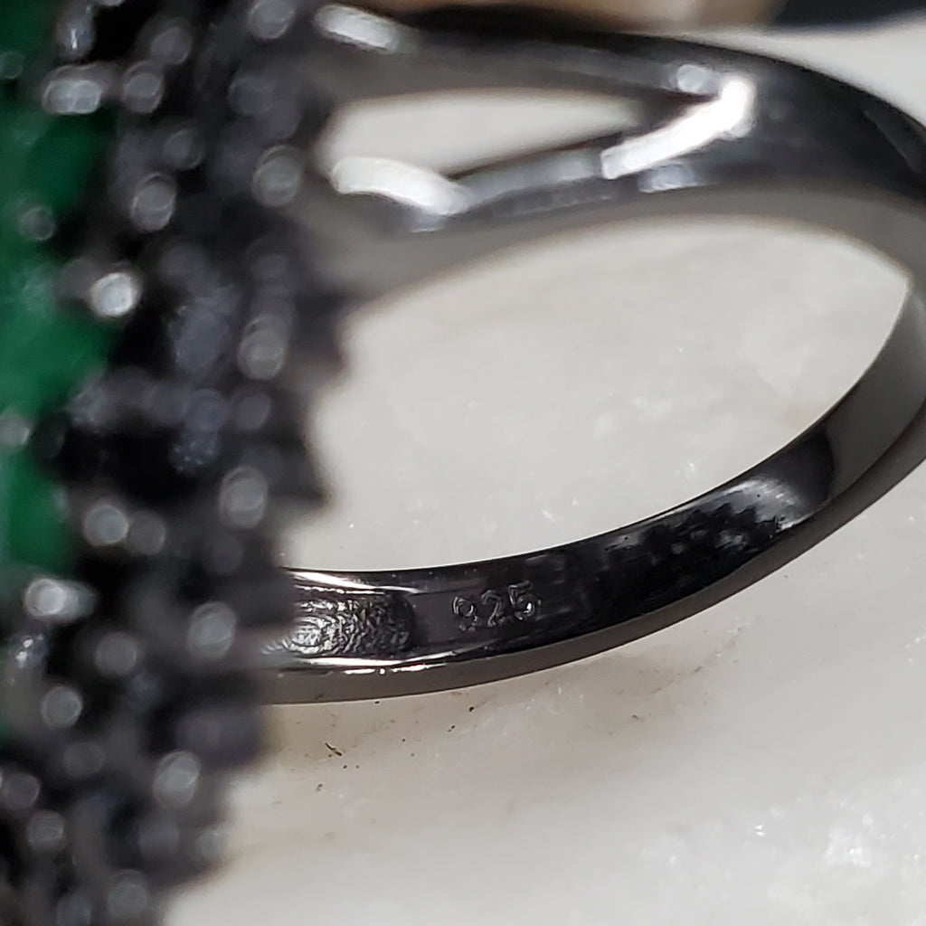 Beyond Me / 7 / Designer Jewelry Green Chalcedony Stone Unique Ring Hypoallergenic Silver 925 Ring Gift for Momen